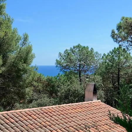 Cl11 Townhouse With Sea Views Holiday home