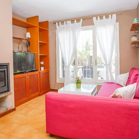 Cl11 Townhouse With Sea Views Holiday home