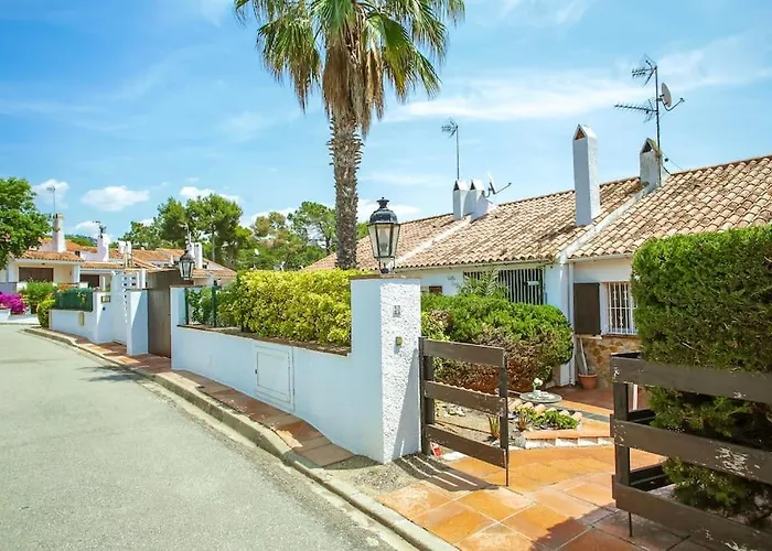 Casa vacanze Cl11 Townhouse With Sea Views